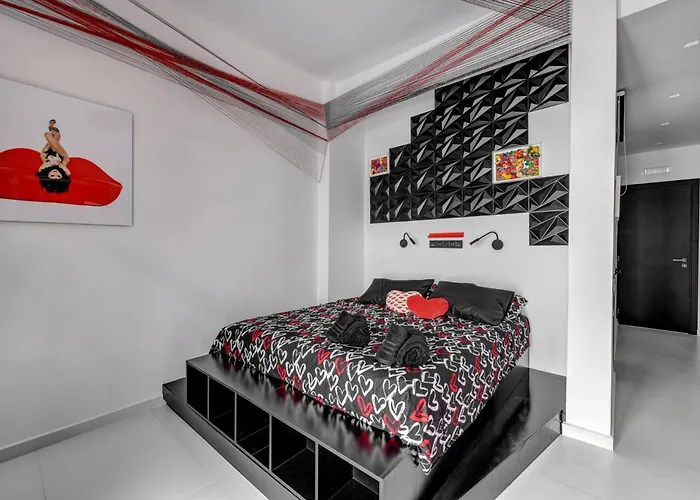 Artrock Experience - Pop Loft Gallery - 24mq - Hermoupoli