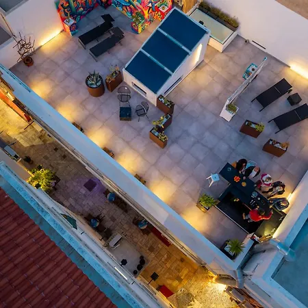 Artrock Experience - Pop Loft Gallery - 24mq - Hermoupoli *