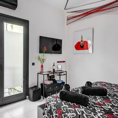 Apartment Pop Loft Gallery 24mq