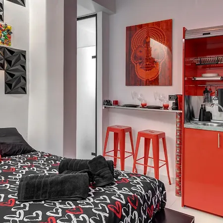 Artrock Experience - Pop Loft Gallery - 24mq - Hermoupoli