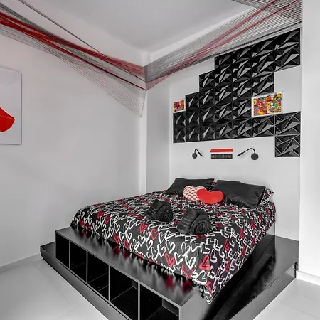 Artrock Experience - Pop Loft Gallery - 24mq - Hermoupoli