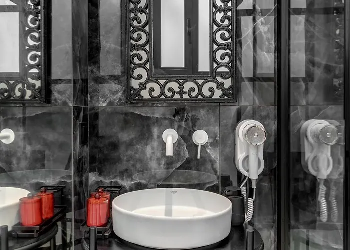 Daire Artrock Experience - Pop Loft Gallery - 24mq - Hermoupoli Ermoupoli